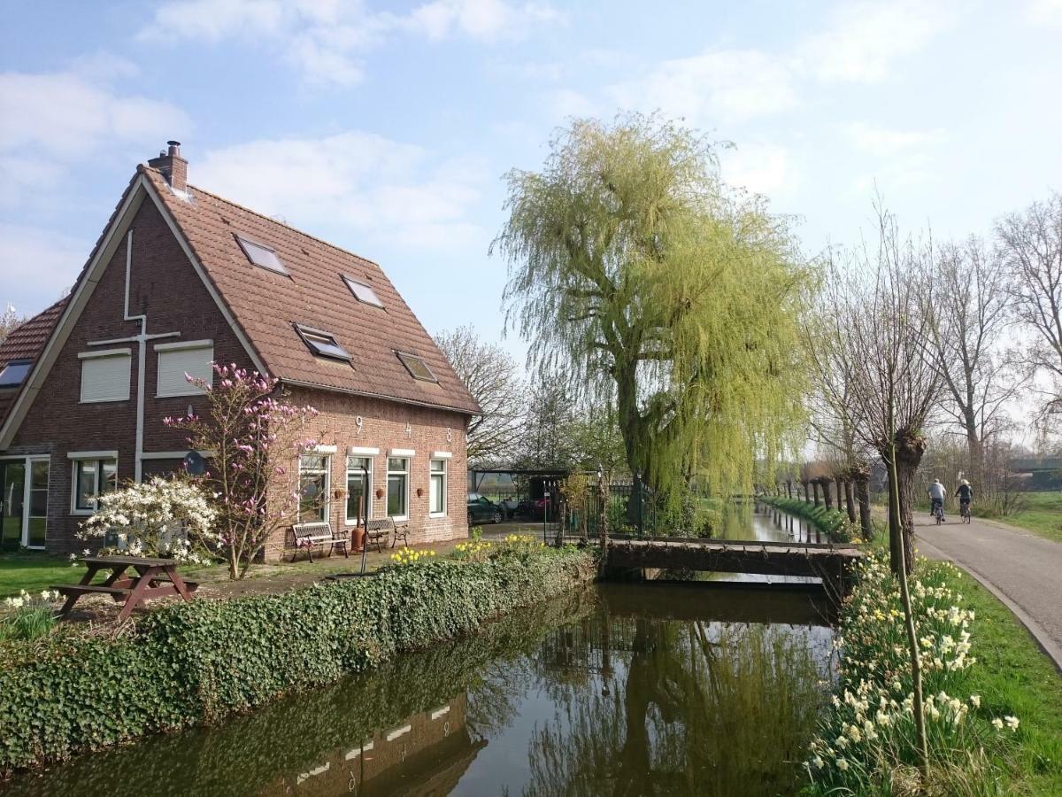 Guest House Ons Hoekje Houten Exterior photo